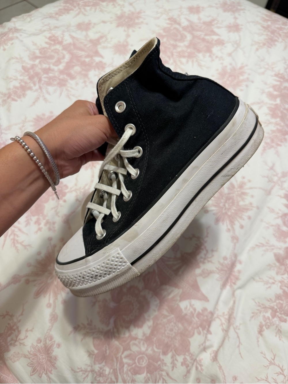 Platform converse